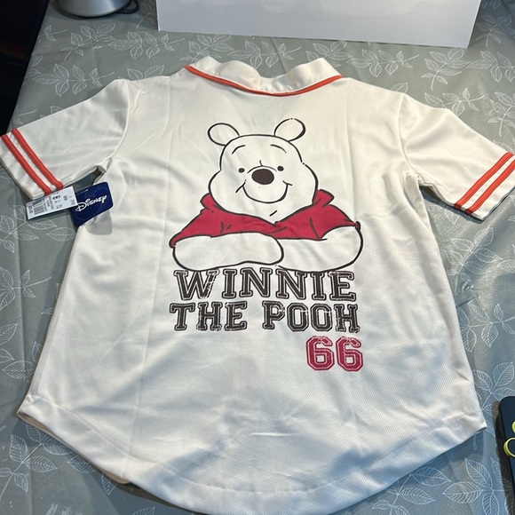 Disney’s Winnie the Pooh. Button up Shirt - Picture 6 of 9